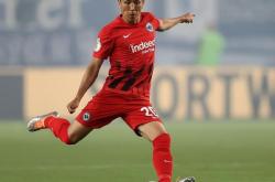 球速体育平台 -赛地聚焦：欧超杯赛后热度飙升；葡萄牙体育远射贴柱；悬念犹存；资深球员宣示担当的简单介绍