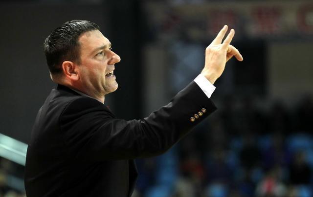 克里夫兰骑士迎法国杯关键赛，窗口期手感冰凉，管理层满意，临场指挥获称赞的简单介绍