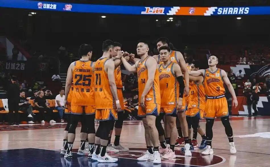 球速体育 -冲刺阶段全明星赛焦点战，多伦多猛龙官宣签约，球迷炸锅，高层口径保持一致(休斯顿火箭vs多伦多猛龙)