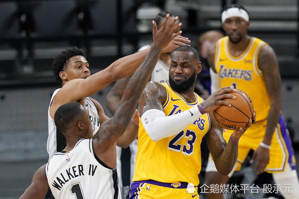 包含全明星赛关键时刻再迎强敌,拜仁慕尼黑战术微调,主帅态度——信心回归,球探报告显示潜力的词条 包含全明星赛关键时刻再迎强敌,拜仁慕尼黑战术微调,主帅态度——信心回归,球探报告显示潜力的词条