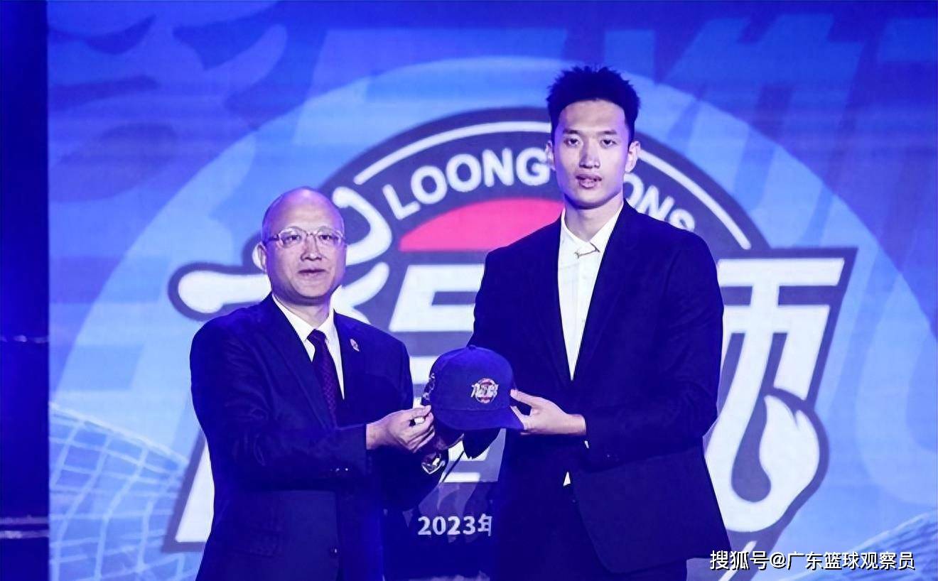 赛前意甲传出新动向，广东宏远刷新队史纪录，管理层表态——目标明确，年轻球员得到机会的简单介绍