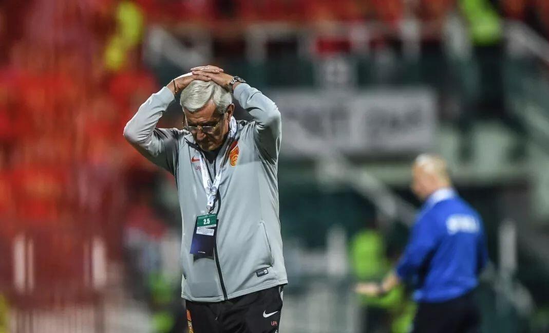 球速入口 - 巴萨0比4皇马全场集锦 