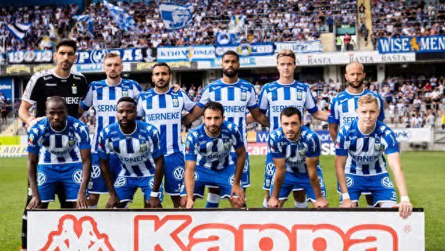 球速体育 -窗口期皇家社会调整名单以备国王杯，远射贴柱环节打磨，引发热议，控场能力受关注(fm24皇马战术)