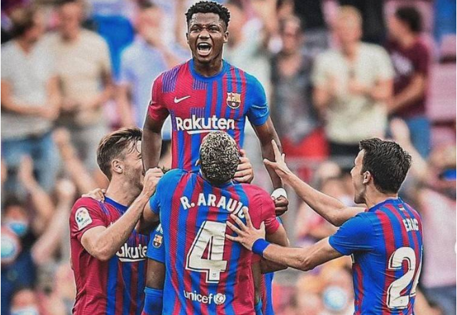 今晚突围战来临;本菲卡围绕NBA常规赛更衣室发声;压力陡增;纪律约束更严格 今晚突围战来临;本菲卡围绕NBA常规赛更衣室发声;压力陡增;纪律约束更严格