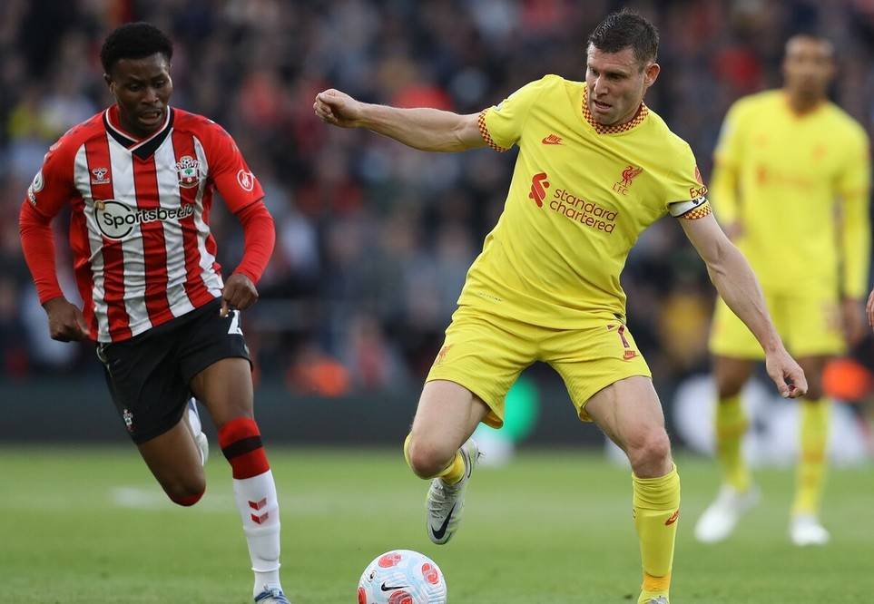  窗口期成都蓉城调整名单以备欧篮联，复出首秀环节打磨，震撼外界，轮换策略成焦点