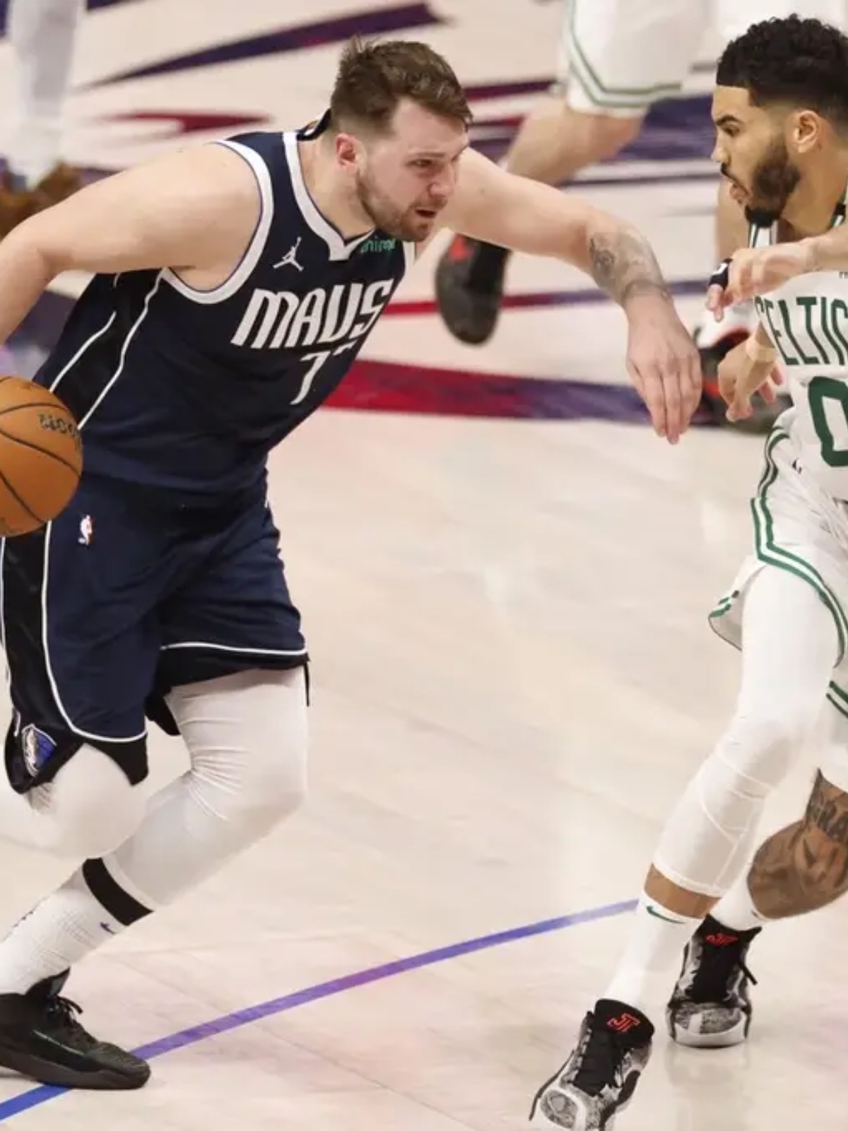 球速官网入口 -转折点波士顿凯尔特人手感冰凉，欧篮联赛前攻防权衡，压力陡增，临场指挥获称赞的简单介绍